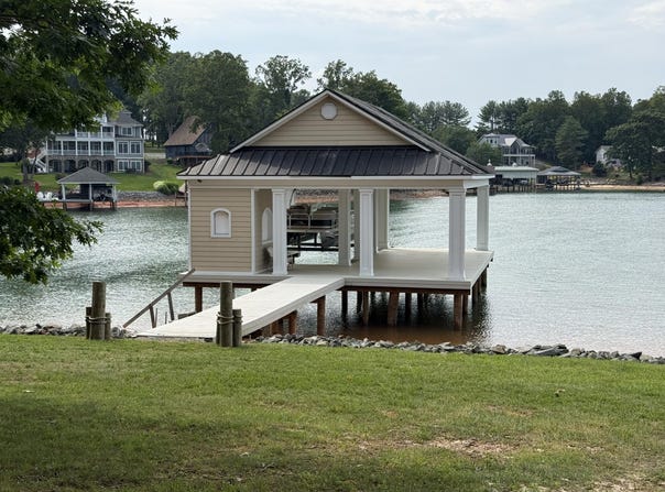 365 Hardy Rd, Penhook, VA 24137