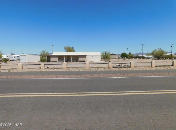 1040 W Pyramid St, Quartzsite, AZ 85346