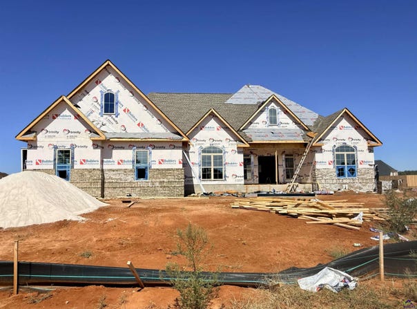 200 Rox Fox Lane, Kathleen, GA 31047