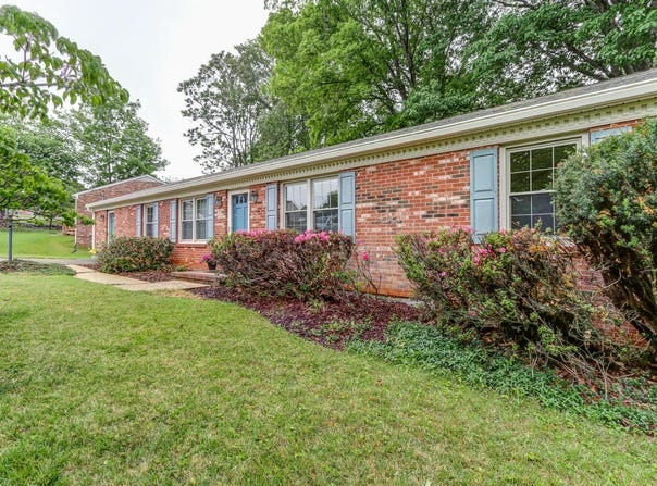 308 Robin DR, Lynchburg, VA 24502