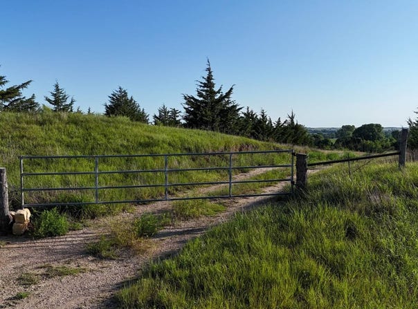 LINCOLN LN, Bunker Hill, KS 67626