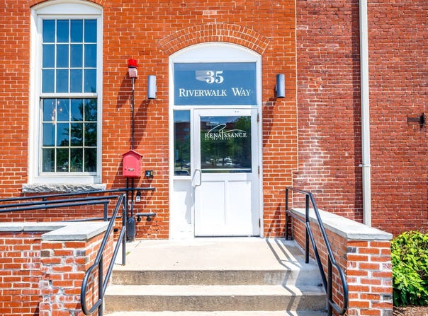 35 Riverwalk Way, Lowell, MA 01854