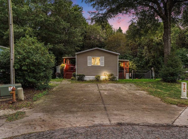 7504 Aubrey Ln., Myrtle Beach, SC 29588