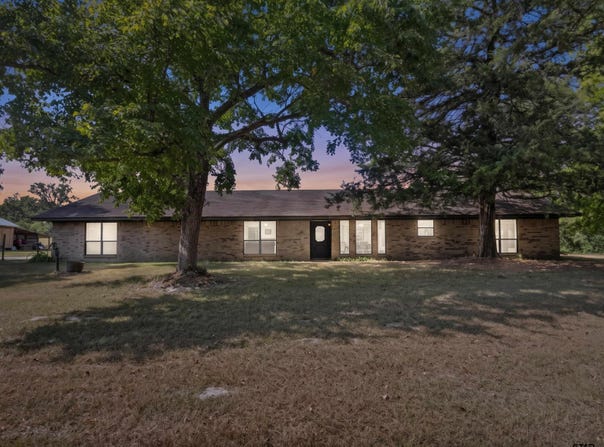 102 PR 3174, Gilmer, TX 75644