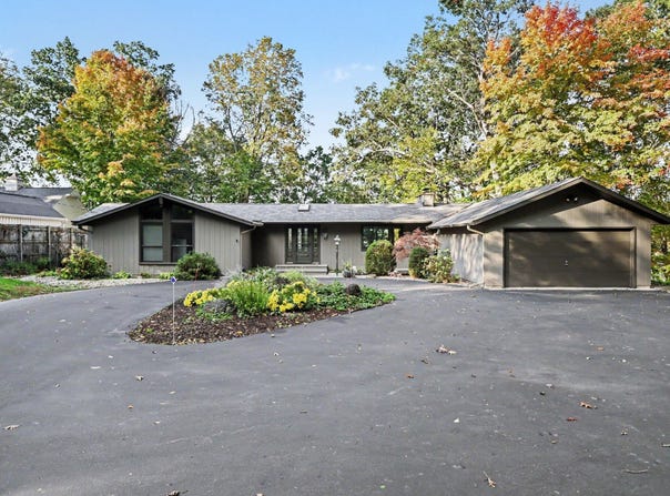 9623 Sterling Road, Richland, MI 49083