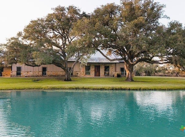 436 Jentry Road, Inez, TX 77968