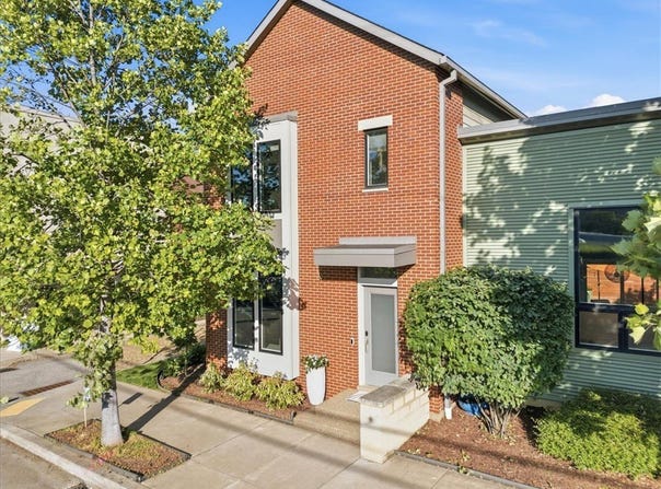 4606 Hatfield St, Pittsburgh, PA 15201