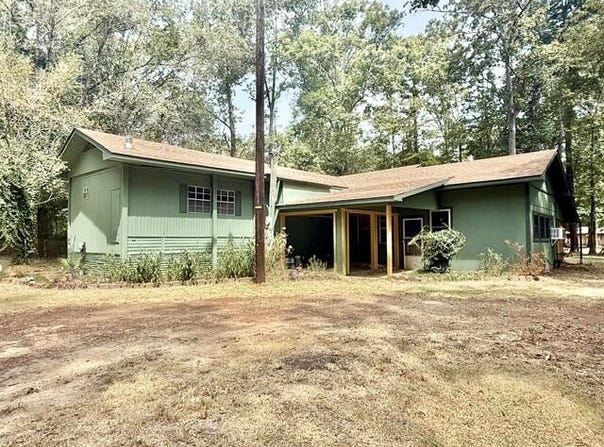 245 Forest Glen Drive, Hemphill, TX 75948