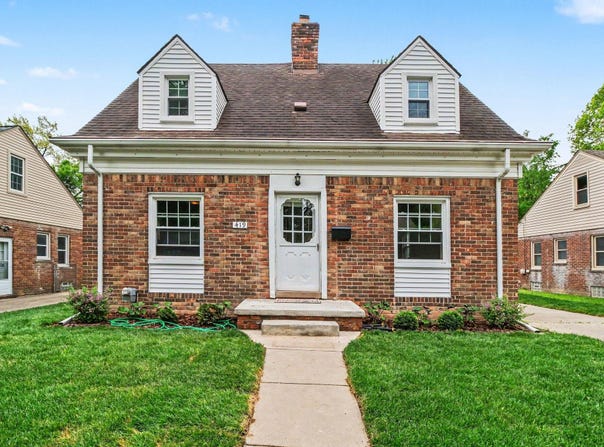 419 Royal Avenue, Royal Oak, MI 48073