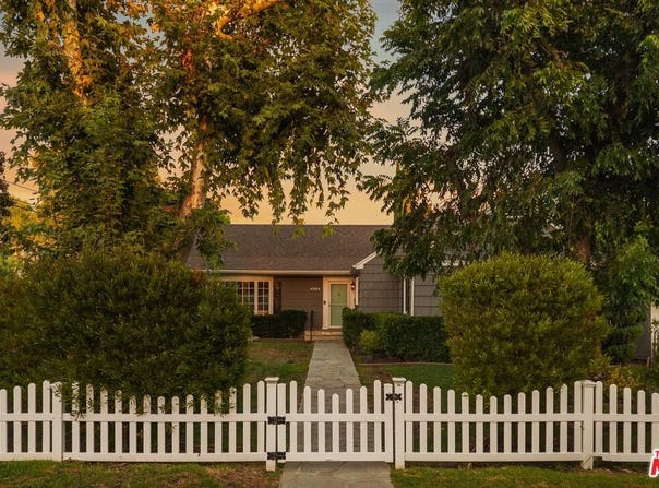 4954 Mammoth Ave, Sherman Oaks, CA 91423