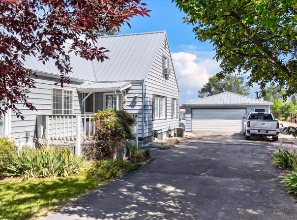 1822 COTTAGE AVE., Pocatello, ID 83201