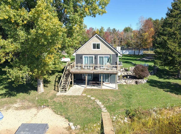 3943 Wice Drive, Gladwin, MI 48624