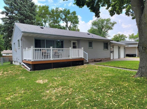 119 Elizabeth Drive, Aberdeen, SD 57401