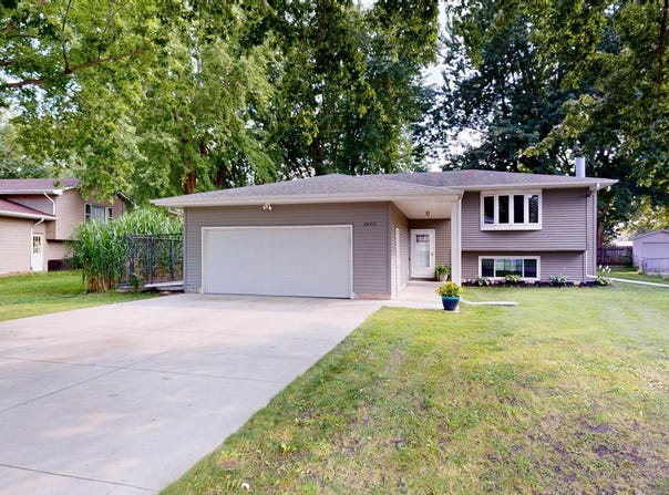 1605 Canary Drive, Albert Lea, MN 56007