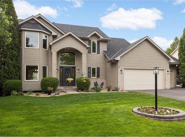 705 Granite Drive, Eagan, MN 55123