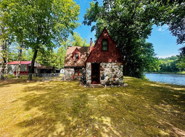 N2146 County Road E, Bruce, WI 54819