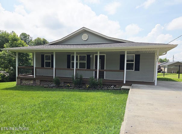 121 Willow Creek Rd, Wartburg, TN 37887