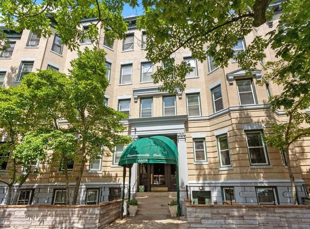 1409 Commonwealth Avenue, Boston, MA 02135