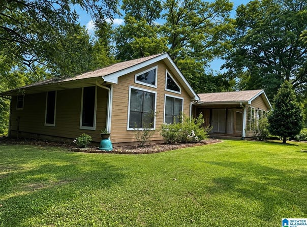 198 W RIDGE DRIVE, DADEVILLE, AL 36853