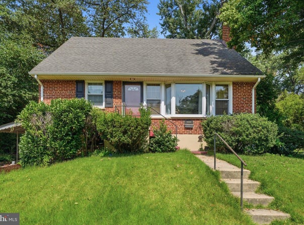 10500 DEAKINS HALL Drive, ADELPHI, MD 20783