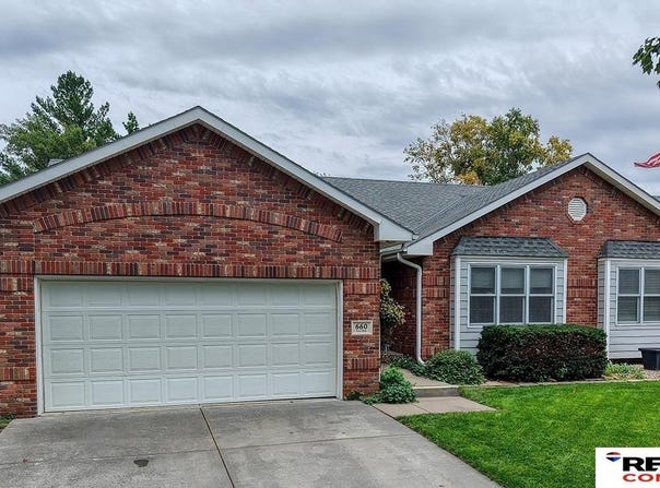 660 Iris Avenue, Crete, NE 68333