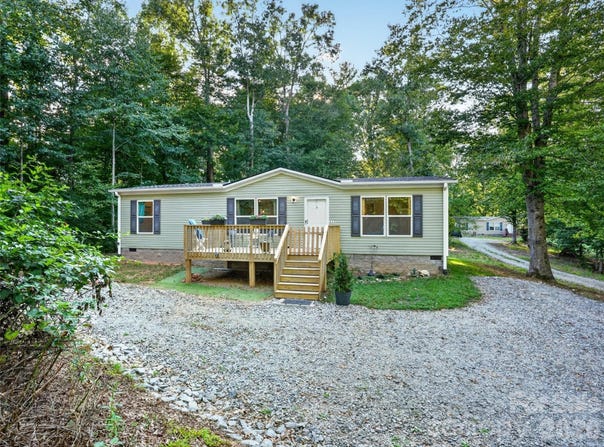 117 Eade Road, Etowah, NC 28729