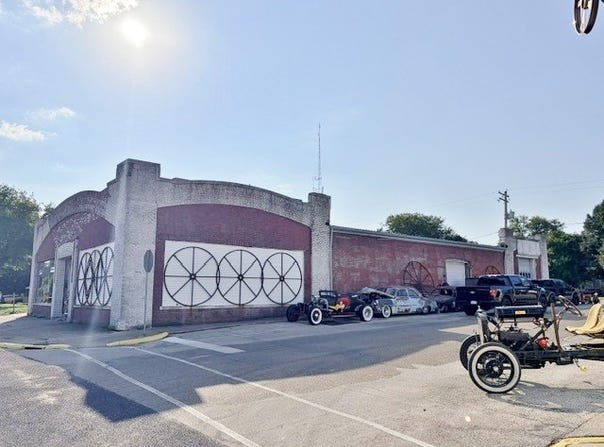201 E Exchange Street, Danvers, IL 61732