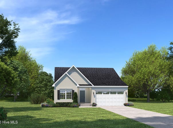 633 Delia Circle, Navassa, NC 28451