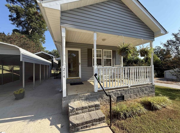 214 Jones Street, Laurens, SC 29326