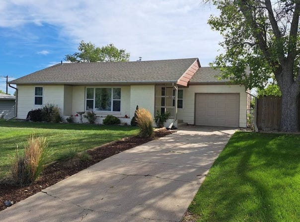 414 Henkens Drive, Chadron, NE 69337