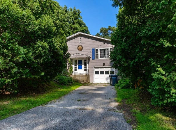 304 Stonybrook Drive, Williston, VT 05495