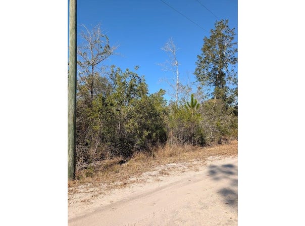 846 Hickory Hammock Rd, Carrabelle, FL 32322