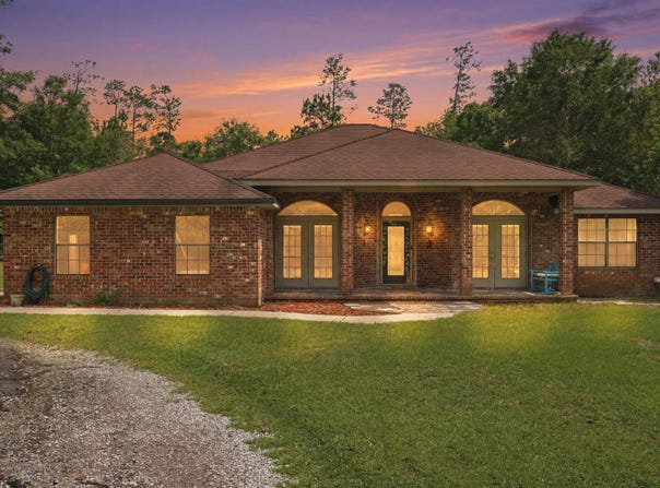 5111 W Pilgrim Trail, Molino, FL 32577