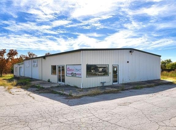7015 Hwy 82, Hulbert, OK 74441