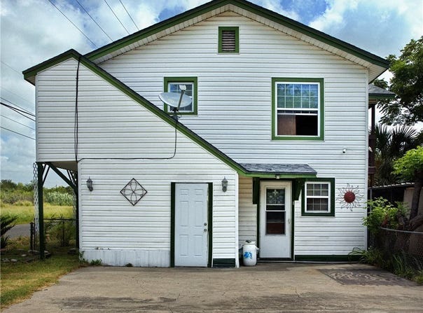2772 Coach Emory Bellard, Ingleside, TX 78362