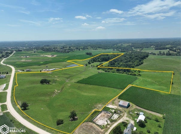 Old Cass Rd., Anamosa, IA 52205