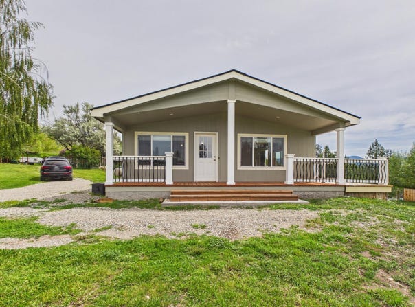 220 CENTER Rd, REPUBLIC, WA 99166