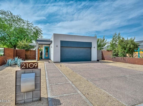 2109 E VIRGINIA Avenue, Phoenix, AZ 85006