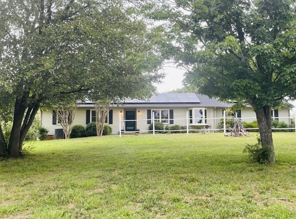 1070 Owl Ln, Hardy, VA 24101