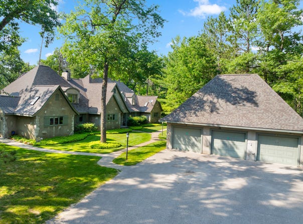 927 Chardonnay Lane, Lewiston, MI 49756