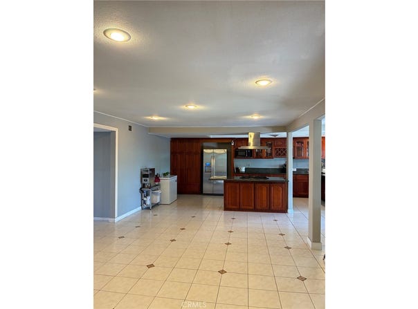 8812 Carmel, Westminster, CA 92683