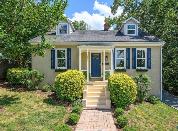 1004 RAYON ST, CHARLOTTESVILLE, VA 22902