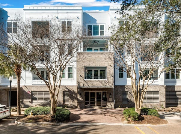 200 River Landing Drive, Charleston, SC 29492