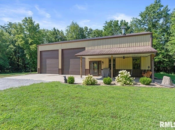 1761 Tozer Road, Springfield, IL 62707