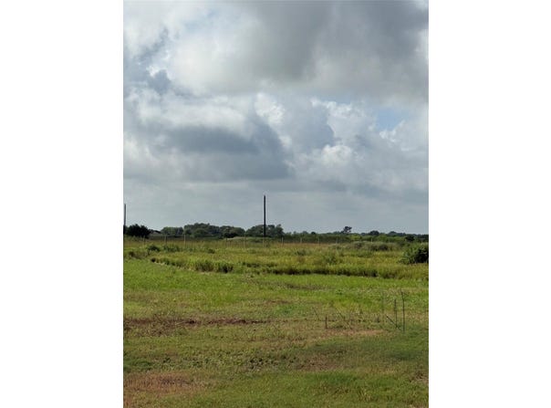1993 FM 2761, Bernardo, TX 78933