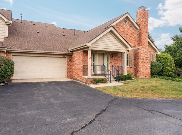 10 Oxford Court, Dearborn, MI 48124