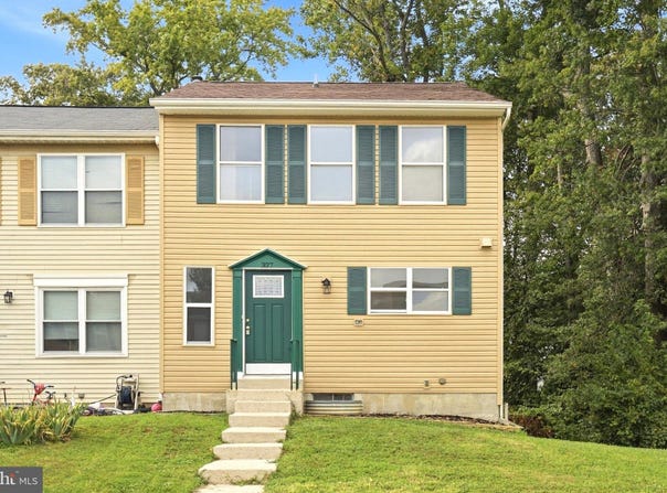 327 WOODSIDE Place, WALDORF, MD 20601