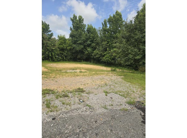 311 NW 1st St, Hamilton, AL 35570