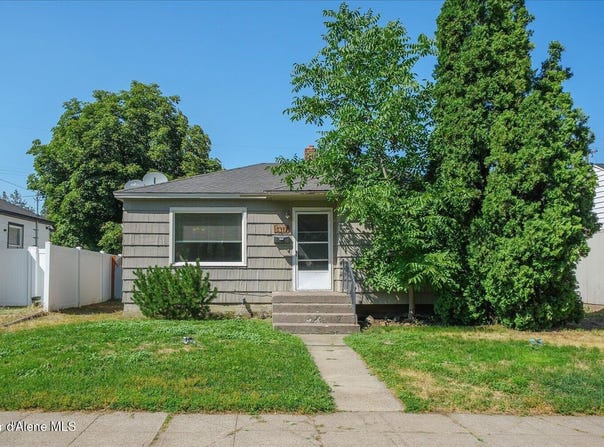 1317 E 33rd Ave, Spokane, WA 99203