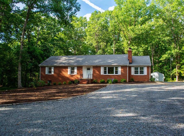 521 COURTHOUSE RD, PALMYRA, VA 22963